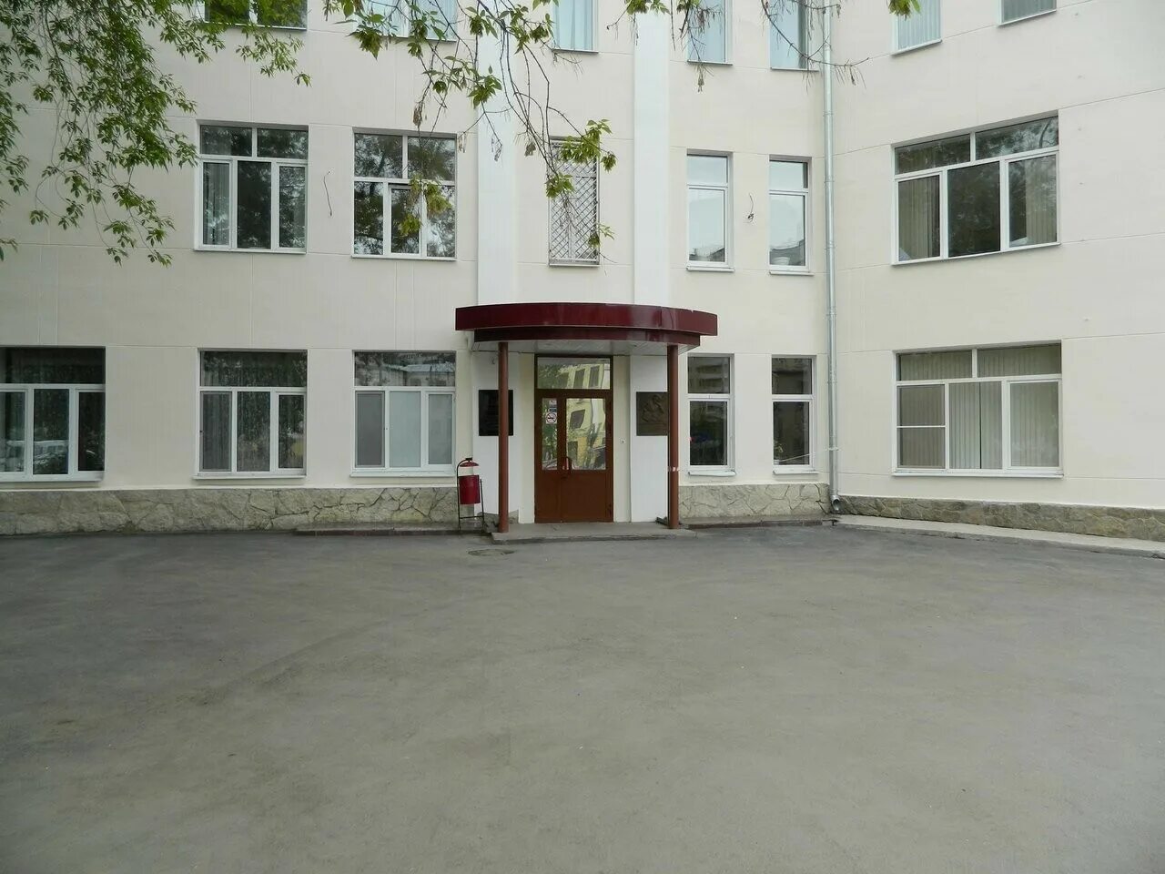 Омм в екатеринбурге на репина. Палаты в нии омм екатеринбург. Уральский институт охраны младенчества. Институт охраны материнства и младенчества. Уральский институт охраны младенчества.