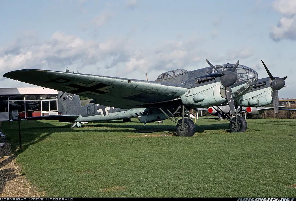 Casa. 2 111 v. Хе 111. Хейнкель 129. 2-111b.