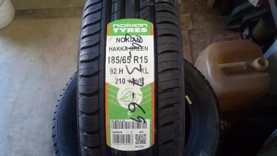 Шины nokian 185 купить. Nokian Hakka Green 2 92h XL. Nokian Tyres 185/65r15 92h XL Hakka Green 3. Nokian Tyres Hakka Green 3 185/65 r15. 195/65 R15 Nokian Hakka Green 3 95h XL.