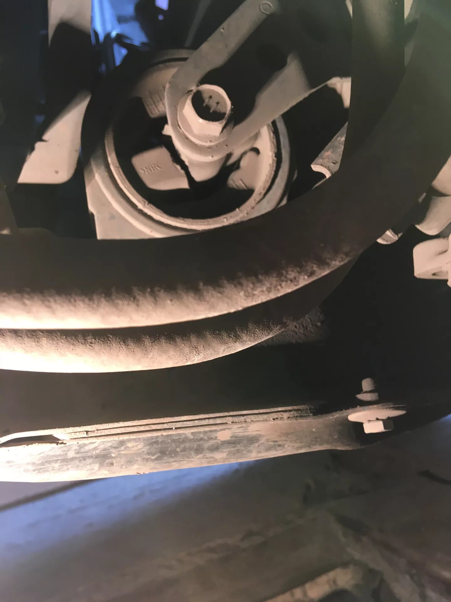 Замена передней подушки - Toyota Carina ED (3G), 2 л, 1996 года своими руками DR
