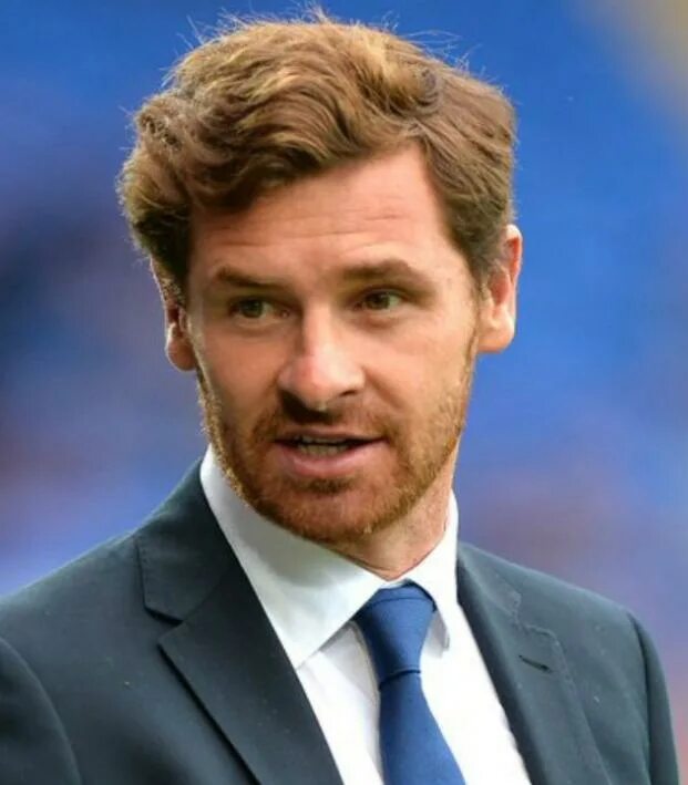 Виллаш боаша андра. Андре Виллаш-Боаш. Andre Villas boas. Андре Виллаш-Боаш в костюме. Андре Виллаш-Боаш и Роджер Шмидт.