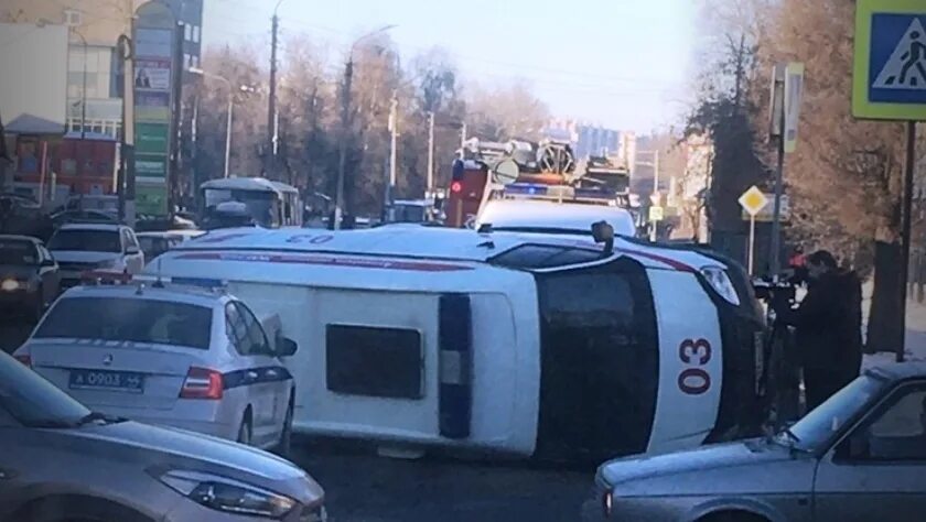 Автокатастрофа в костроме. Происшествие в костроме. Происшествие в костроме. Костромские новости происшествия сегодня последние. Кострома новости происшествия.
