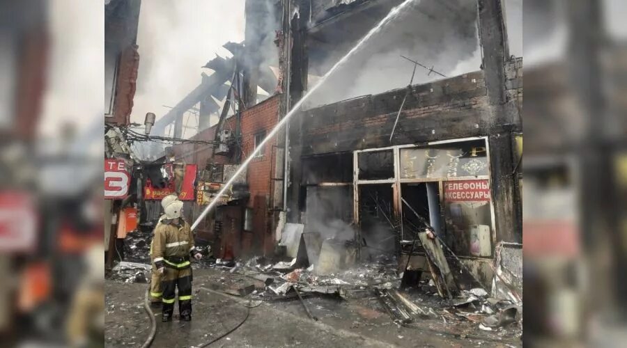 Город после пожара. Пожар в Кизляре 1 февраля 2019. Пожарные Кизляра. Планета Люкс Кизляр пожар. Пожар в Кизляре сейчас.