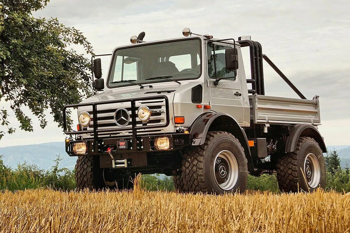 Unimog Mercedes-Benz. Мерседес Бенц Унимог. Грузовой Мерседес Унимог. Mercedes Benz Unimog u1600.