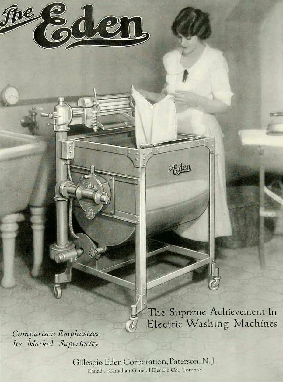 Первая стирка машинки. Первая стиральная машина. Стиральная машина Eden. Дженерал электрик стиральная машинка Старая. Самая первая стиральная машина автомат.