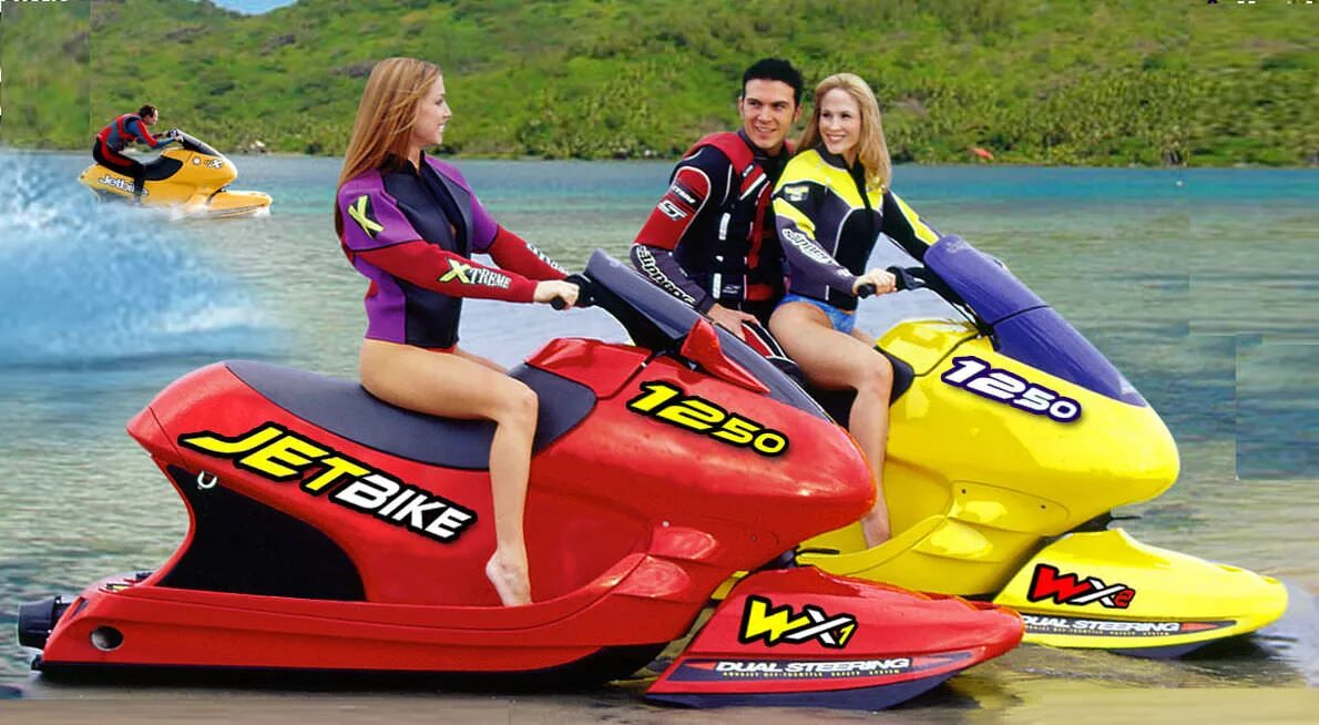 Laura can sail a jet ski. Лодка акваджет 330. акваджет лодка. aquajet jetbike. скиммитар пттерн джетбайк.