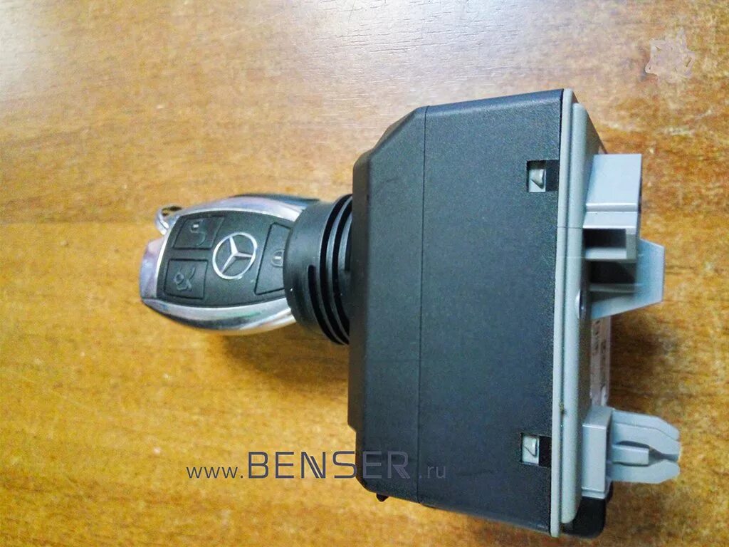 W212 как снять замок зажигания 2189053501 Замок зажигания Mercedes Benz W212 E-Klasse (2009 2016) купить бу в