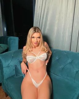 Lamora soft onlyfans - Lamora Soft on X: come a little closer 😉 t.coGfJvzv...