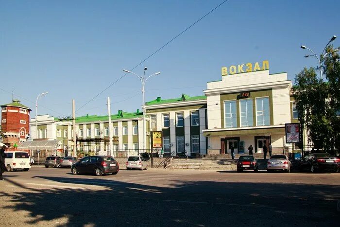 Вокзал курган. Жд вокзал курган номер. Жд вокзал курган номер. Центральный вокзал курган. Центральный жд вокзал курган.