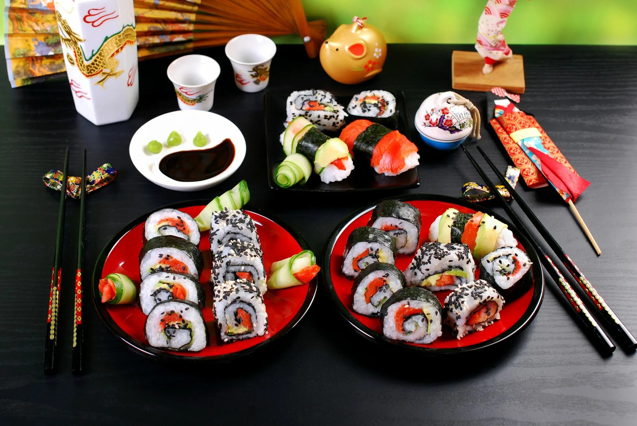 японская еда суши. суши сет киров некрасова 38. японская кухня. японская еда. суши в японии.