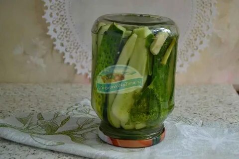 Маринованные огурцы на зиму в банках дольками