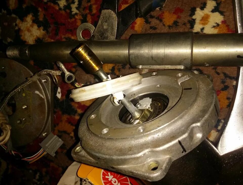 Шестерня эур калина 1. Подшипник рулевой рейки форд эксплорер 2013. Подшипник эур. Подшипник рулевого вала 2170 с эур. Датчик момента эур приора.