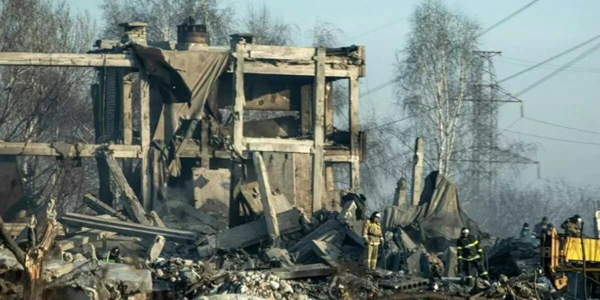 Макеевка 1 января 2023 год. Макеевка разрушения. погибшие военные в макеевке. число погибших в макеевке.