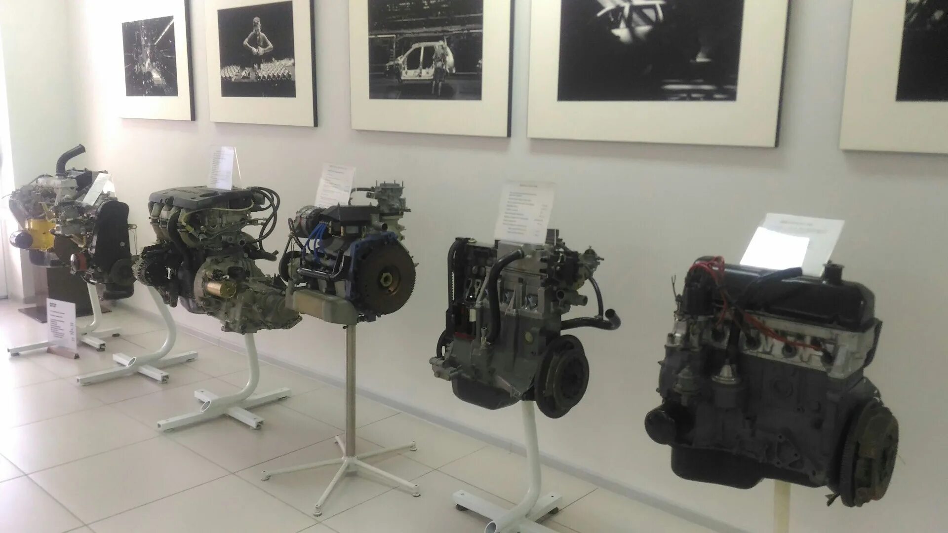 Ваз 21179 двигатель 1. Двс тольятти. Двигатель ваз 1118 8 клапанов инжектор. Мотор автоваз сборка. Газомоторный двигатель.