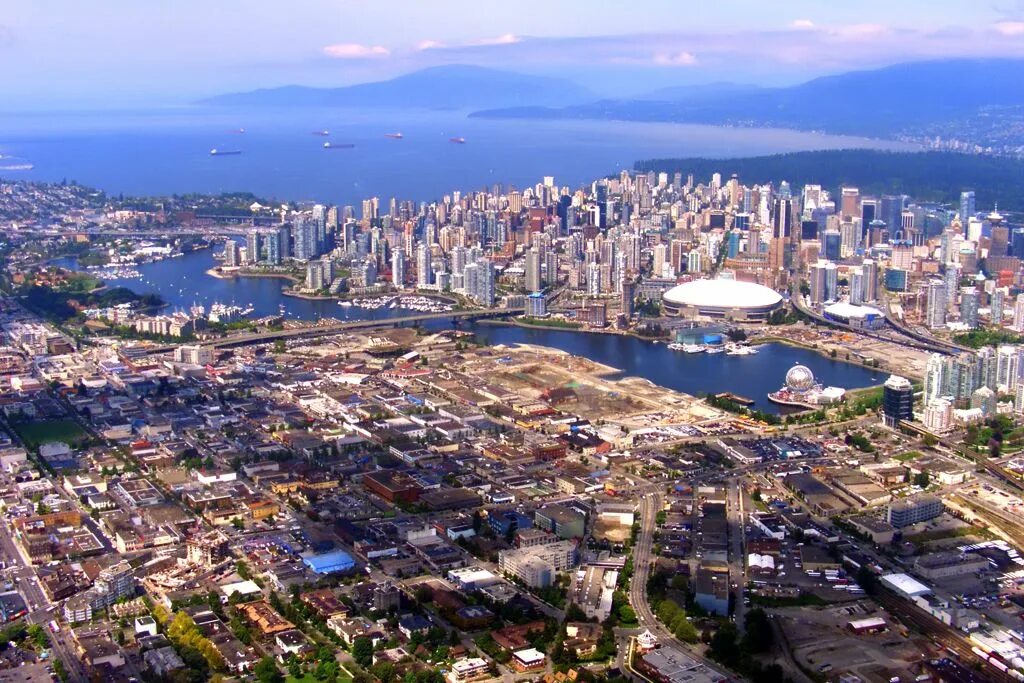 Крупнейший по населению город канады. Ванкувер США. Ванкувер (город в Канаде). Ванкувер город в США штат Вашингтон. Ванкувер Вашингтон город.