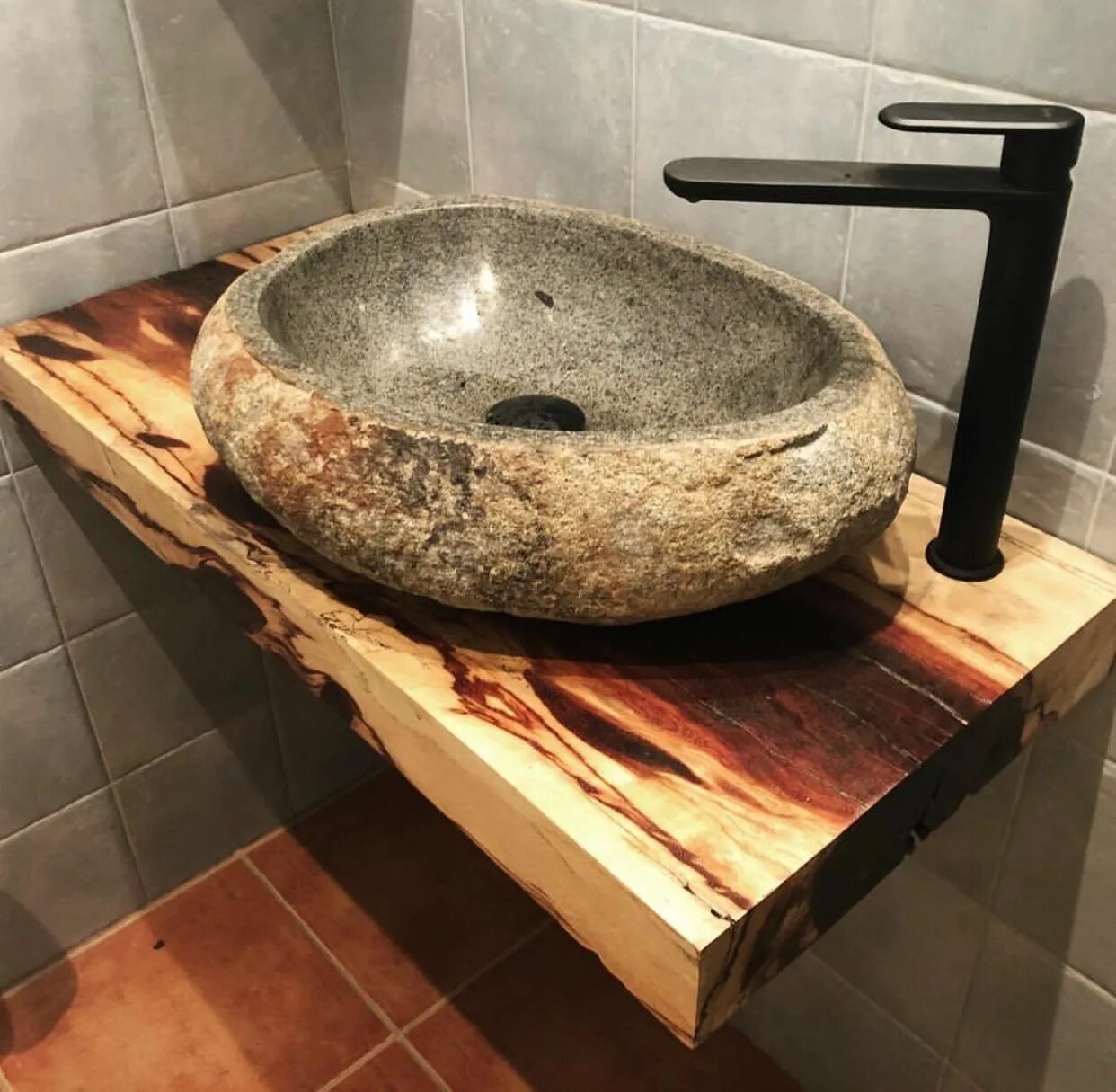 Раковина в ванну из камня. Stone Sink каменная раковина. Раковина Ваби Саби. Дизайнерские раковины из камня. Раковина из камня в ванную.