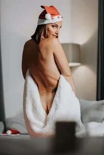 Nadege Lacroix Nue 30.