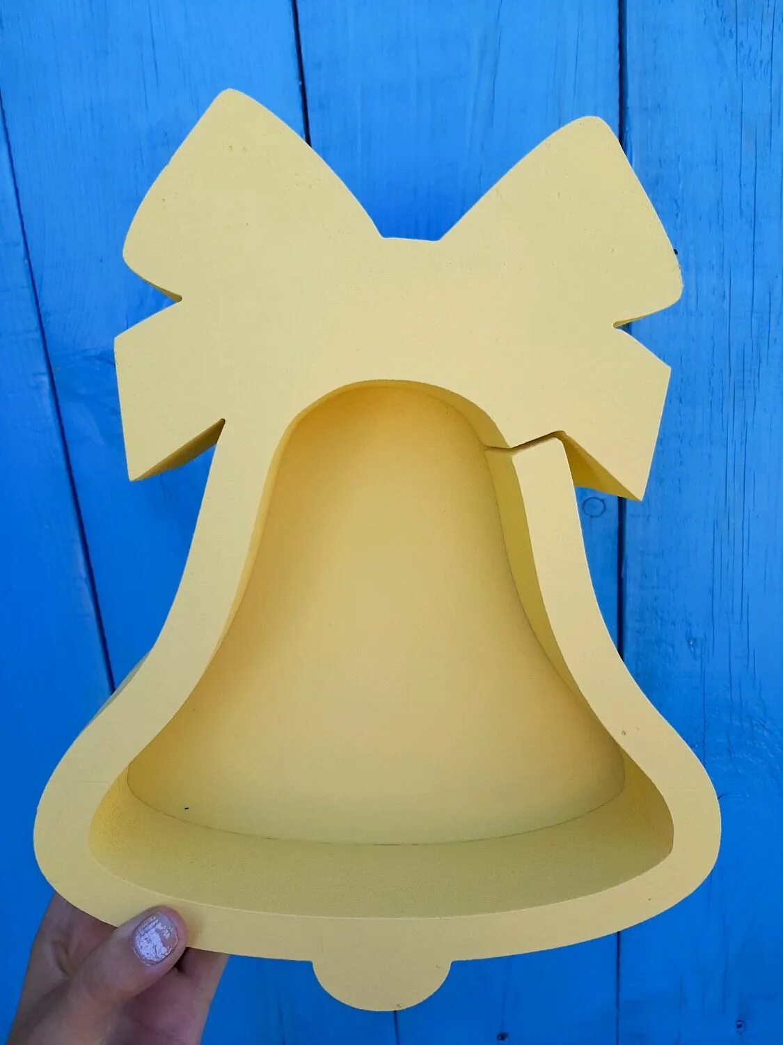 Коробка бубенчик. Поделка колокольчик. Колокол из картона. Колокольчик из кратона. Колокольчики в подарочной упаковке.