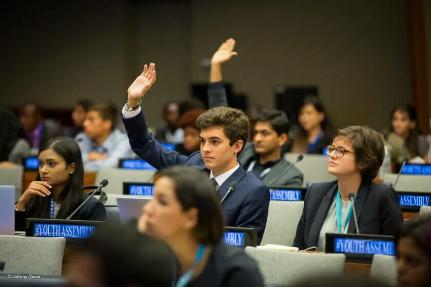 Обратиться в оон. Конференции ООН молодежь. Модель ООН. Спикер ООН. Испания в ООН.