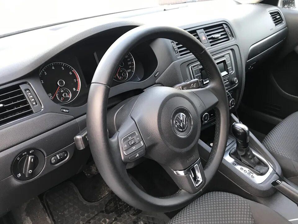Руль фольксваген джетта 4. Руль vw gli. Руль джетта 6. Руль vw jetta 6. Руль на фольксваген джетта 6.