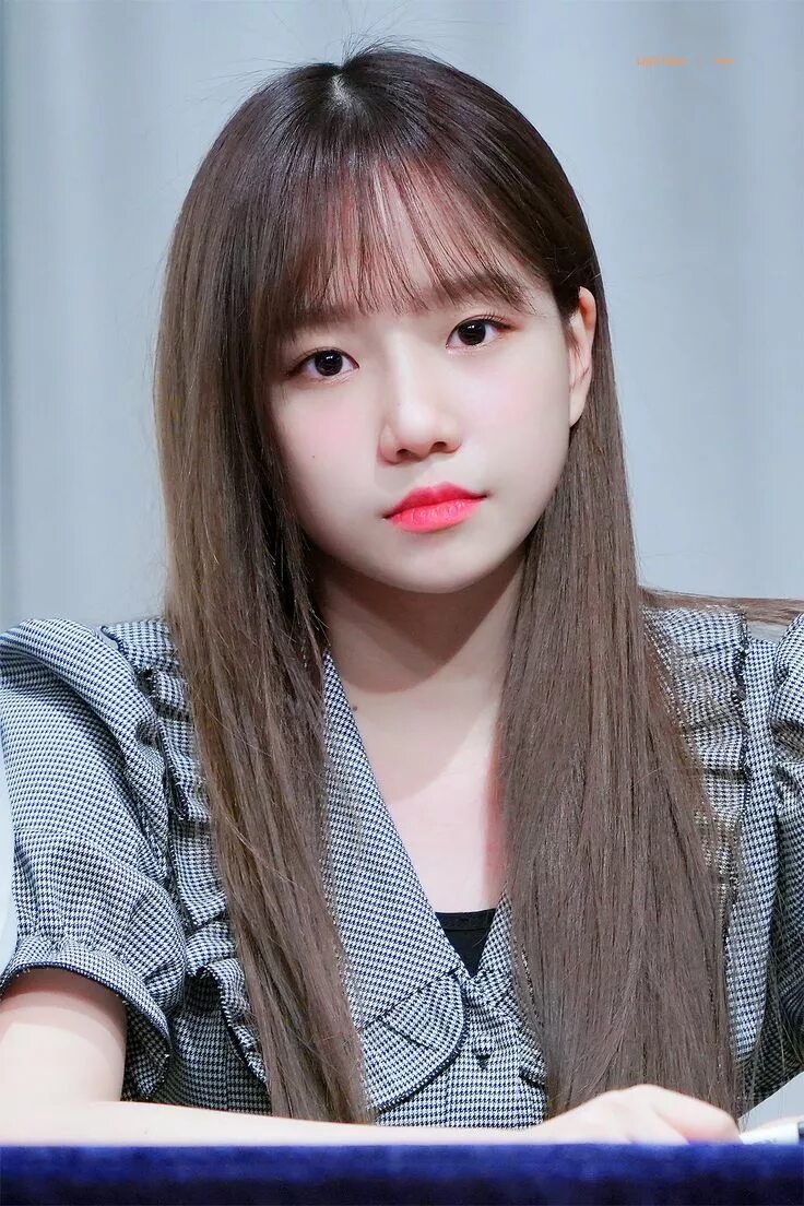 Чо юри izone. Чо ю ри. Jo yuri фото. Korean yuri. Jo yu-jin.