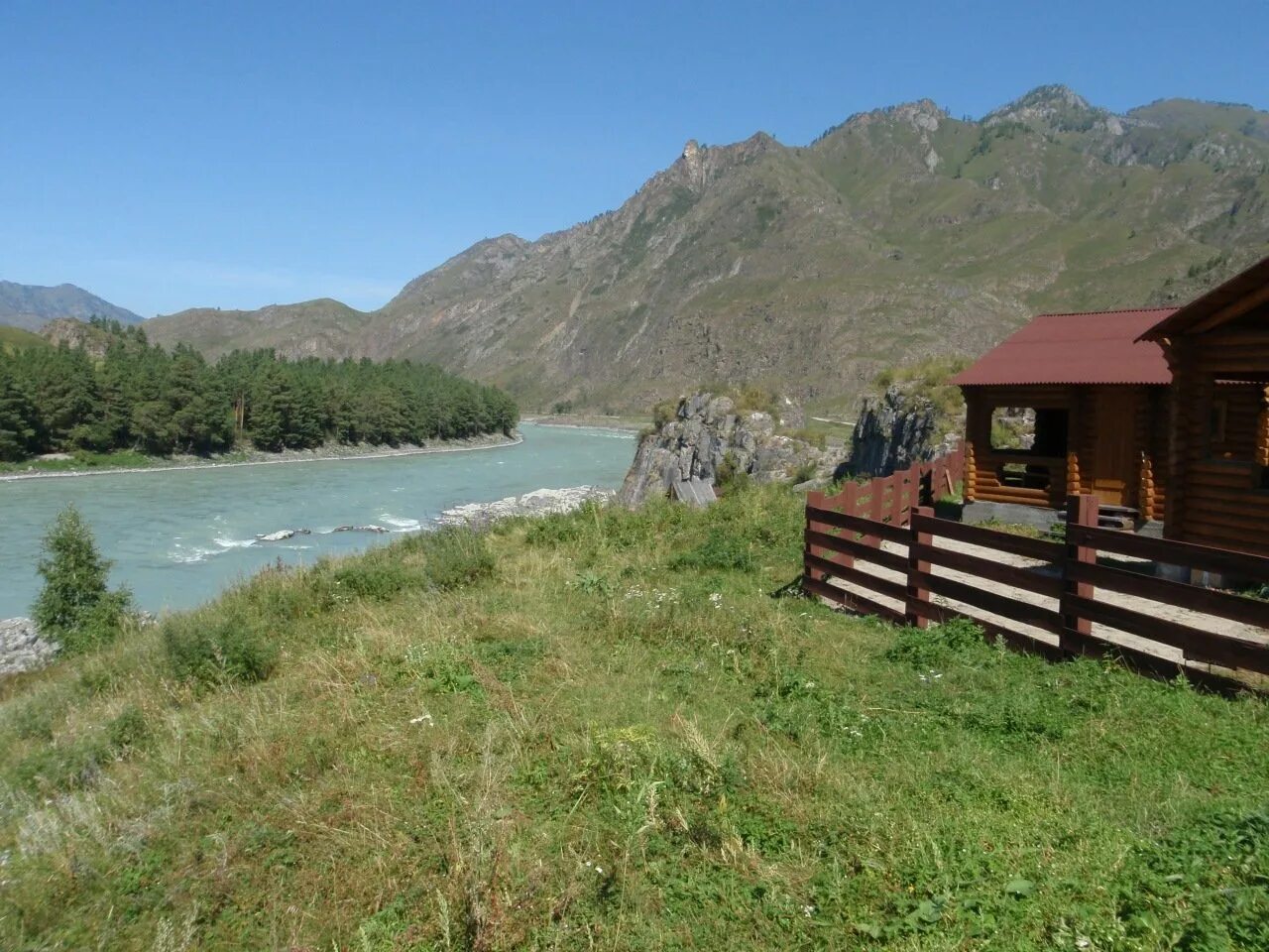 отдых в горном чемал. ежкин дом база отдыха горный алтай. эко-курорт "марьин остров" (с.