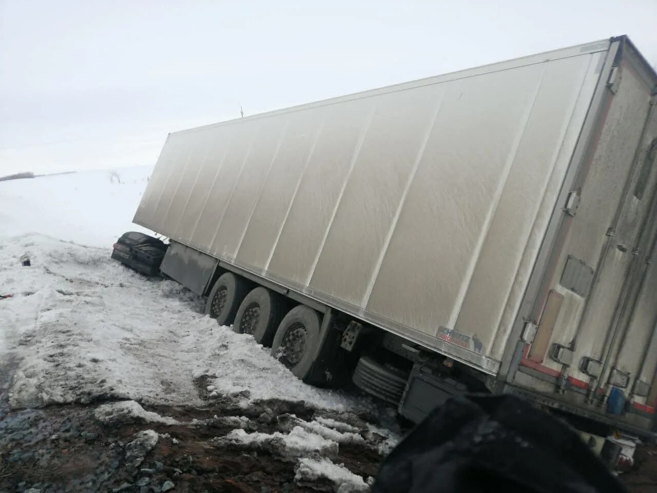 Бузулук что произошло сегодня. Авария на трассе Тоцкое Бузулук. ДТП м5 Бузулук. Авария в Тоцком районе Оренбургской области.