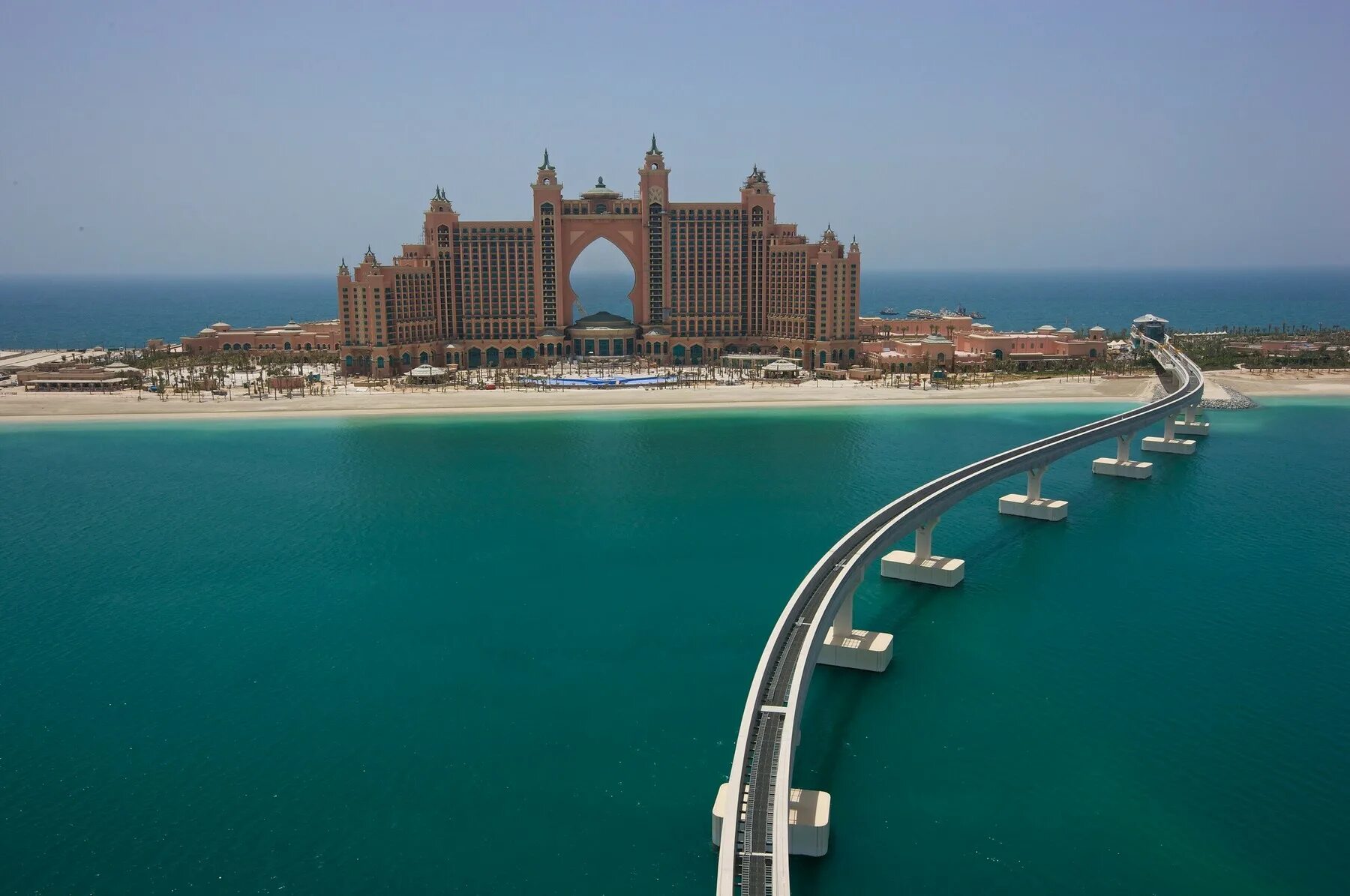 Hotel uae. Дубай Пальма Джумейра Атлантис. Отель Атлантис Дубай. Отель Atlantis the Palm Дубай. Атлантис Абу Даби.