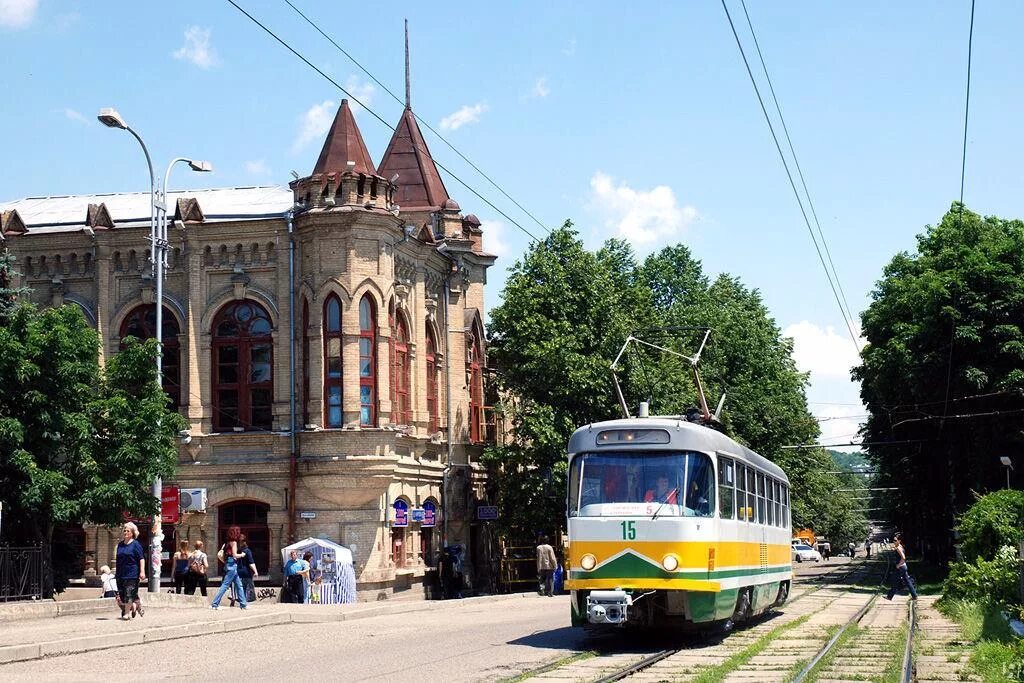 Улицы г пятигорска. Пятигорск ставропольский край. исторический центр пятигорска. ставропольский край пятигорск улицы. современный пятигорск.