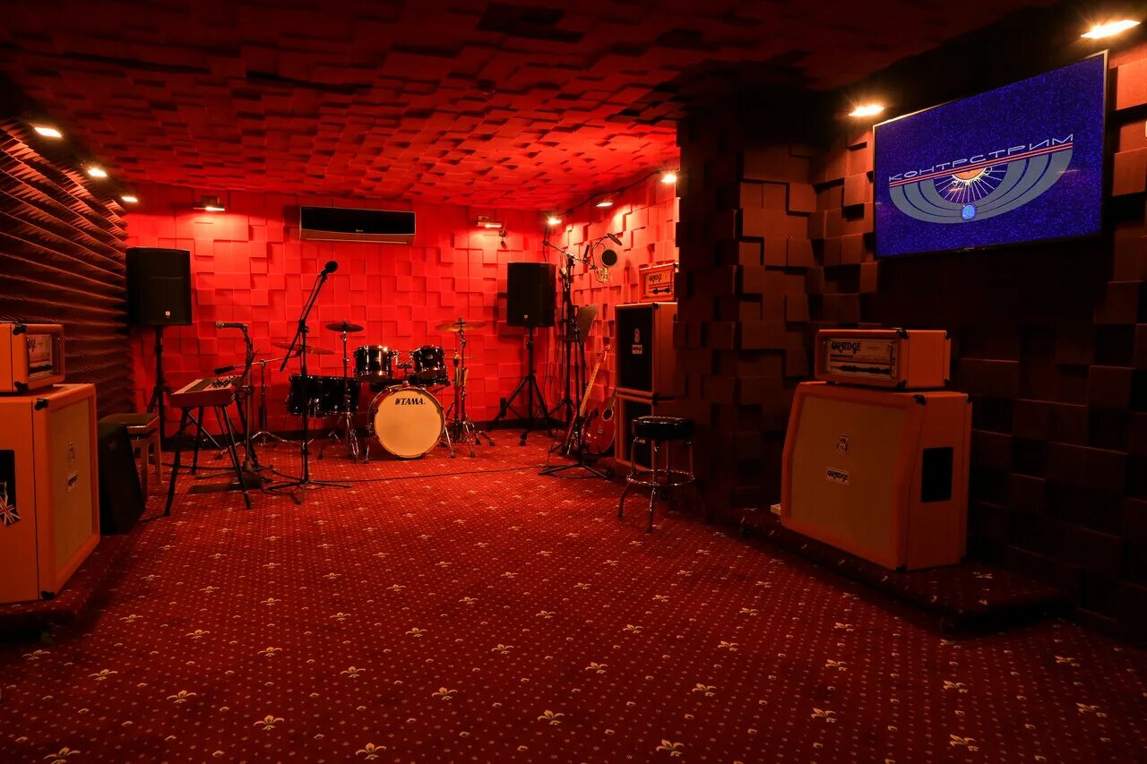 Студия звукозаписи неон. Студия звукозаписи на лоджии. Студия звукозаписи астрахань. Запись звуков ночью. Дневник сна приложение.