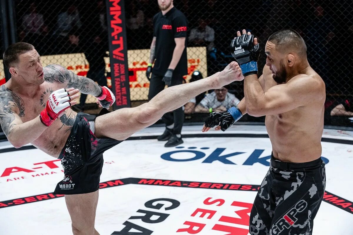 Мма дата. Бобрышев сергей мма бой. Союз мма бои. Юнус алибеков союз мма. Ильяс жийдебаев император мма.