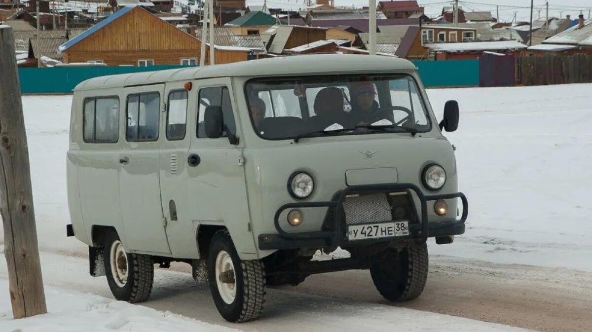 Уаз буханка зеленый. Уаз буханка на заводе. Уаз соллерс. Уаз буханка ульяновская. Уаз буханка ульяновская.