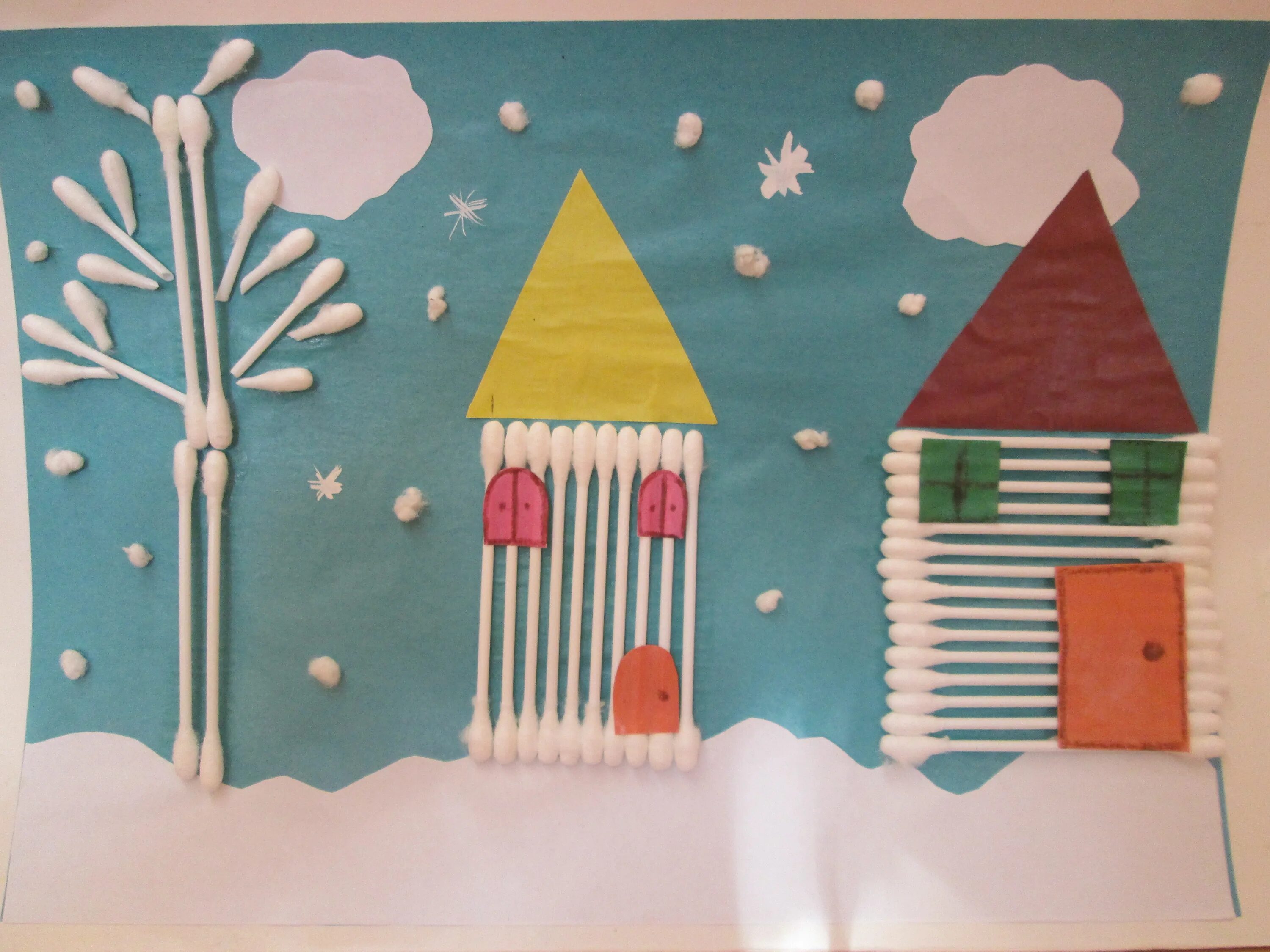 Как сделать дом из ватных палочек. Аппликация домик из ватных палочек. Поделки из ватных палочек. Домик из ватных палачей. Как сделать дом из ватных палочек.