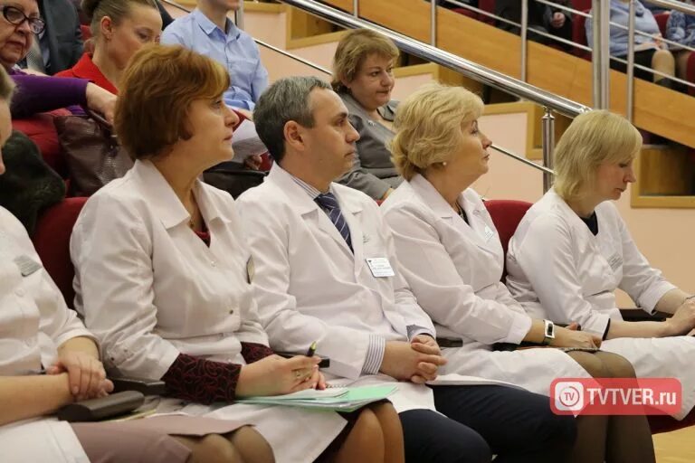 Врач твери в больнице. ОКБ Тверь. 4 Больница Тверь.