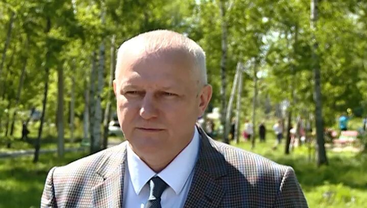 Глава города свободного владимир константинов. Юрий романов актер. Мэр города свободного. Константин суходуб свободный. Константинов мэр свободного официальное фото.