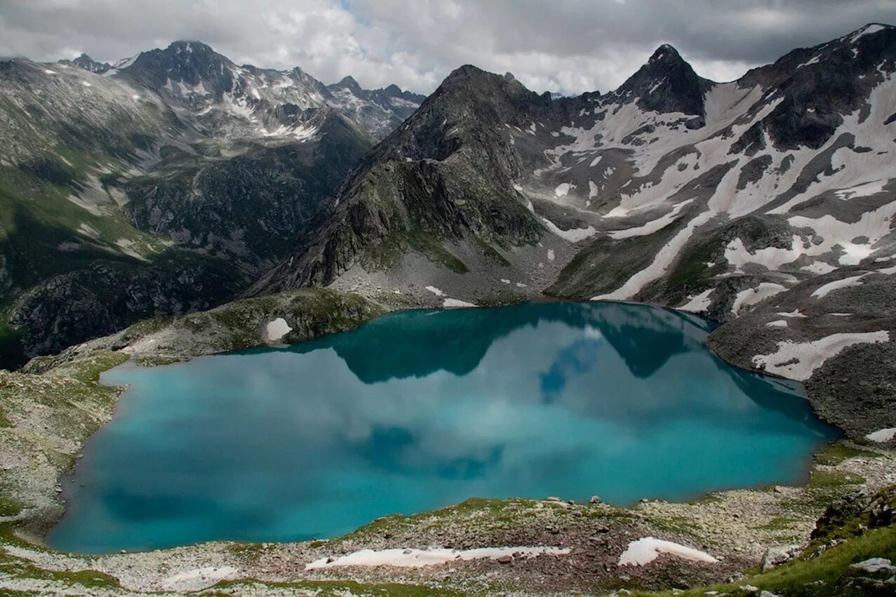бадукские озера в карачаево черкессии. бадукские озера теберда. бадукские озера домбай. озера домбая. бадукские озера домбай.