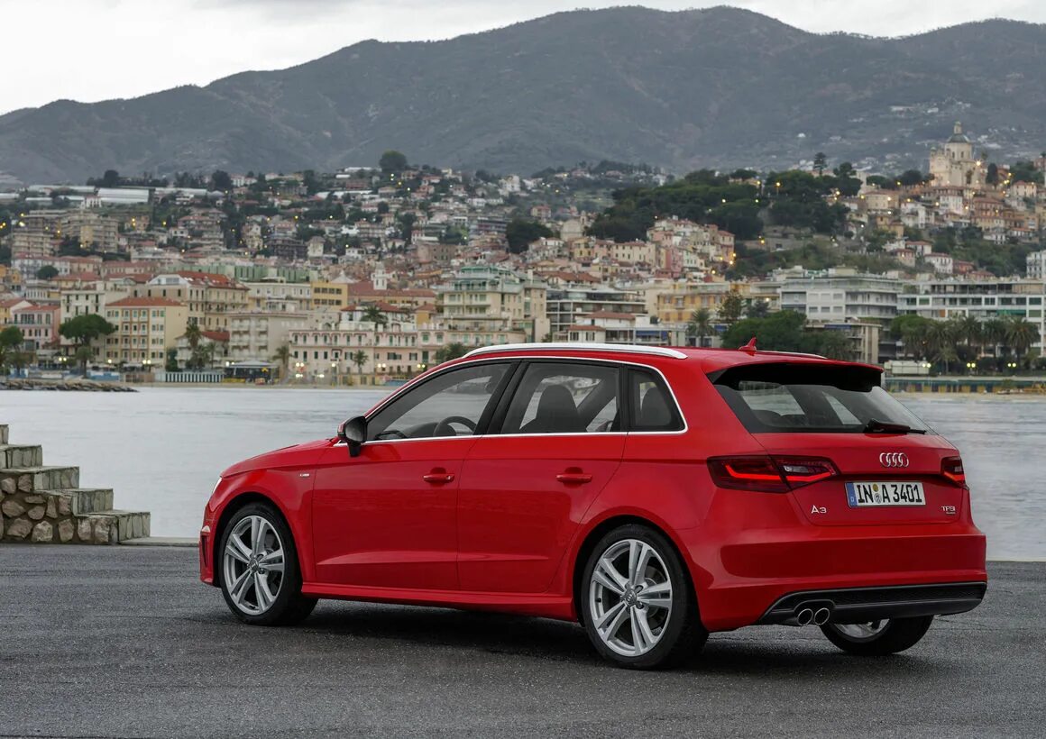 Двери ауди а3. Ауди а3 спортбэк. audi a3 sportback. audi a3 sportback 2012. audi a3 sportback 2015.
