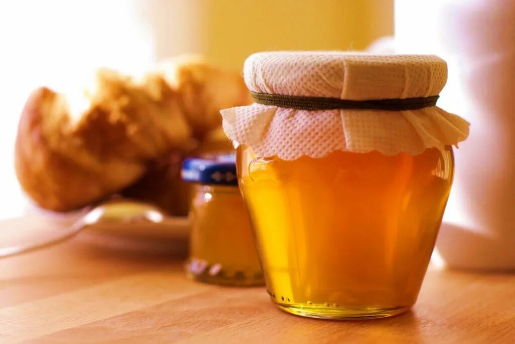 Вкушая вкусив мало меда. Мед. Баночка для меда. Красивые баночки для меда. Мёд натуральный.