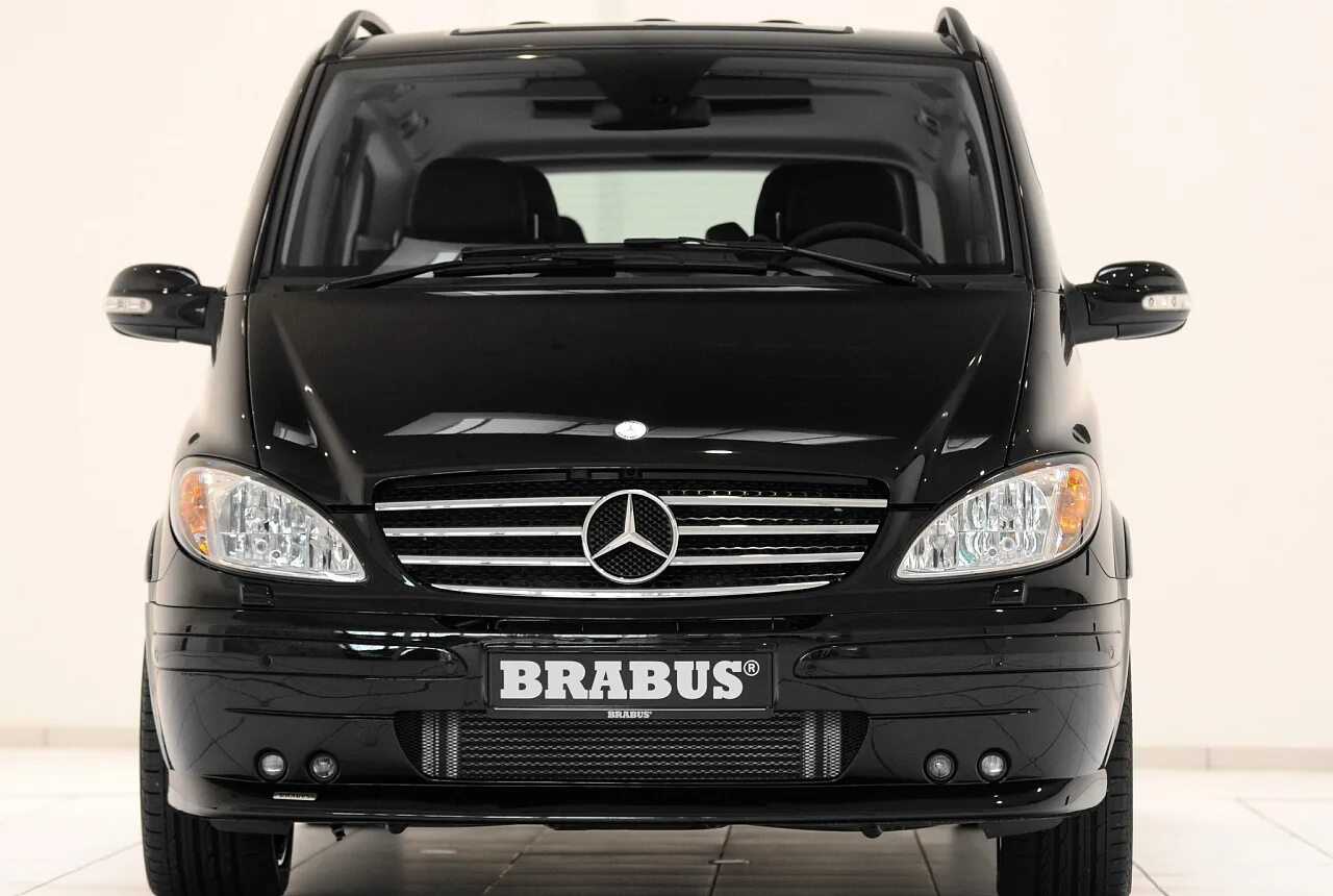 Купить мерседес виано 639. Мерседес Виано 639. Mercedes-Benz Viano w639 Brabus. Mercedes Viano 639 обвес. Мерседес Виано 639 Брабус.