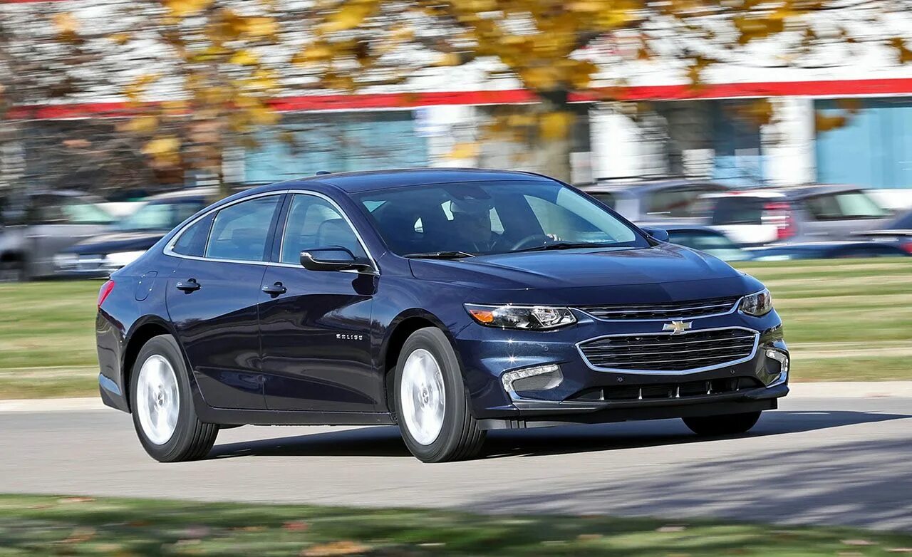 Chevrolet malibu 2018-2023. Шевроле малибу 2017 отзывы. Шевроле малибу 2017 года. Шевроле малибу 2018. Шевроле малибу 1.