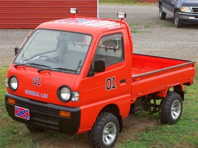 Грузовички владивосток. Suzuki carry 4x4. Suzuki carry 1988. Suzuki carry 4x4 Mini Truck. Субару Самбар маленький Грузовичок.