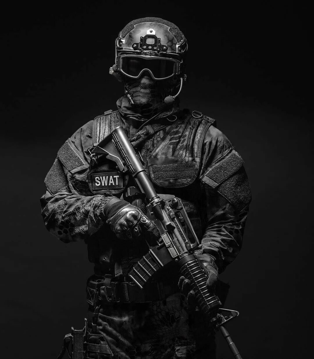 When duty calls.... Special forces, Military art