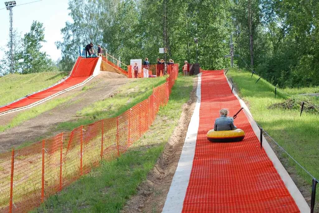 Горки холидей мытищи. Зона отдыха горки. Зона отдыха горки. Горка в киржаче. Горки холидей мытищи.