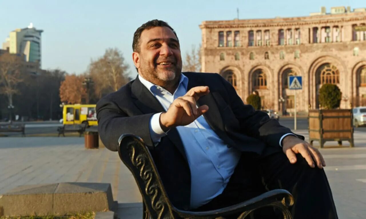 Армянские предприниматели. Армянские бизнесмены в москве. Богатые армяне россии. Армяне бизнесмены. Варданян карен карленович.