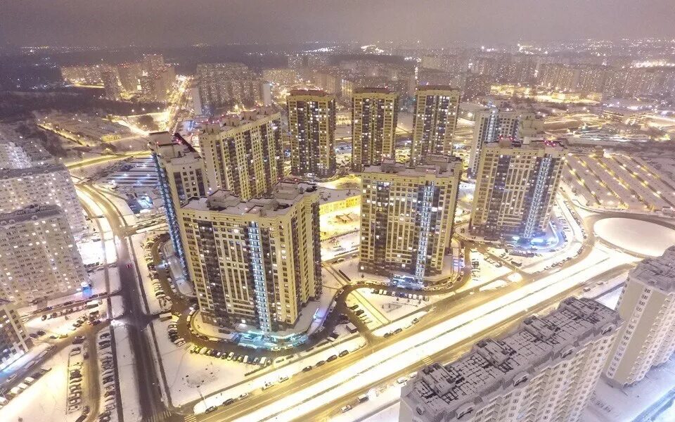 Комфорт сити переделкино ближнее. Ново-переделкино район. ново-переделкино район москва. район переделкино. ближнее переделкино аэросъемка.