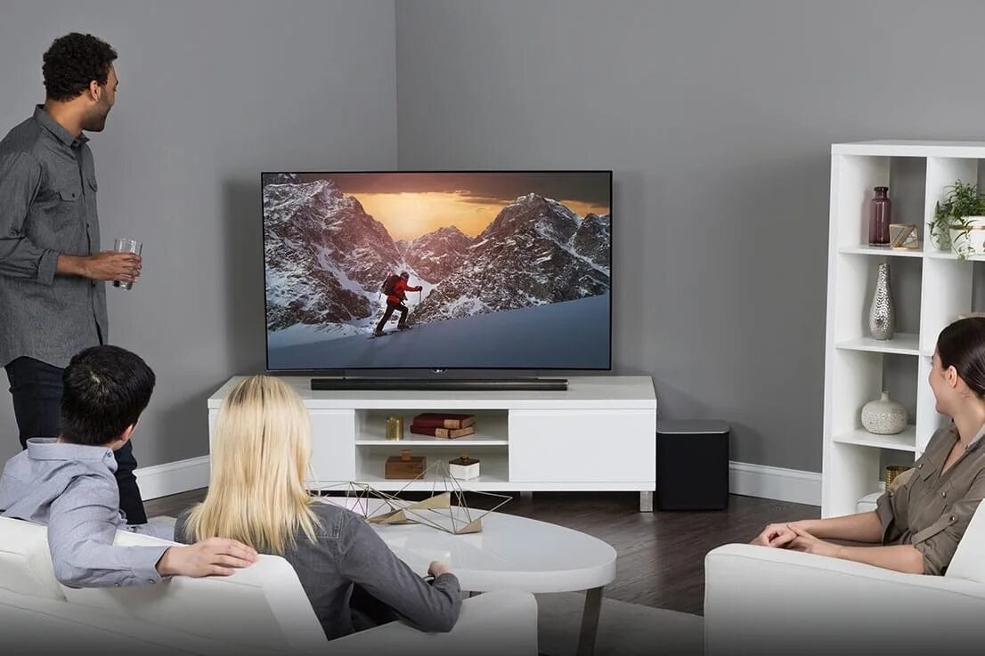 Лучший смарт телевизор 55. Телевизор. Интеллектуальные телевизоры. Smart TV. Смарт тиви телевизор что это.