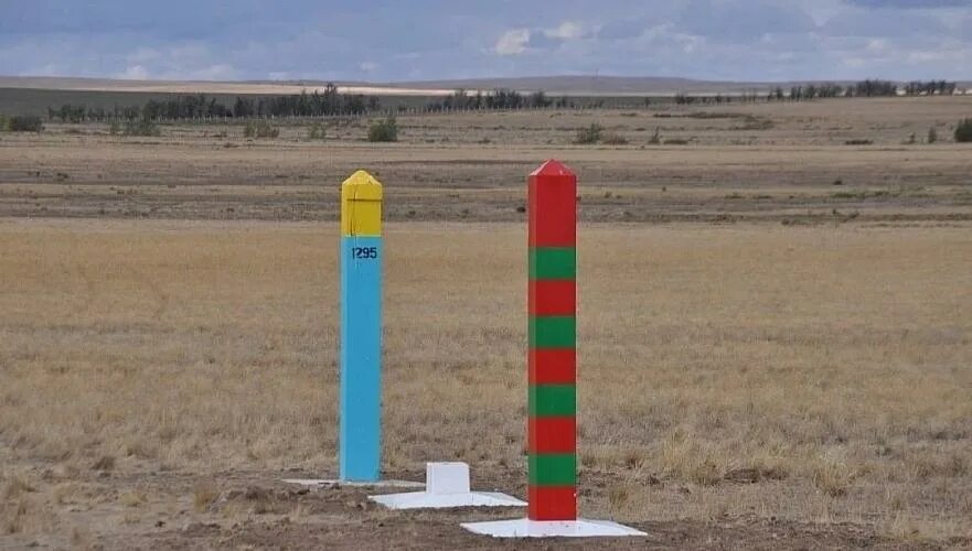 Сырым граница с казахстаном. Граница росси и казахстан. Границу между казахстана и российская. Границу между казахстана и российская. Госграница казахстана.
