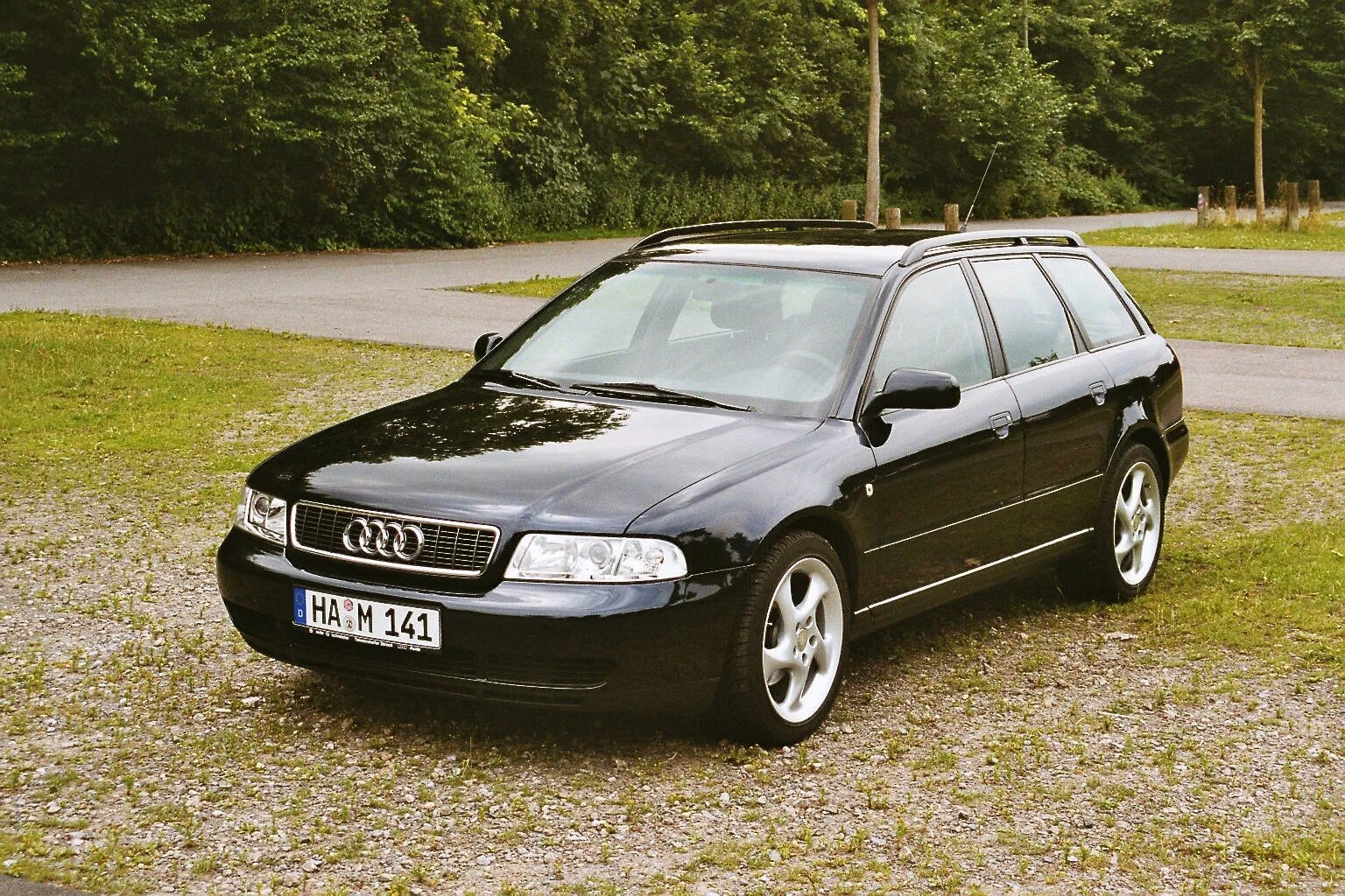 Ауди а4 б5 универсал. Audi a4 b5 универсал. Ауди а4 Авант 1998. Ауди а4 б5 avant. Ауди а4 1.9 тди универсал