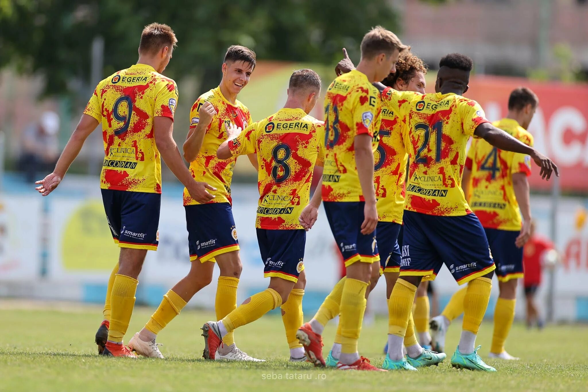 Steua. румыния клубы. румыния клубы. футболисты основа украина. карточки в молдове футболисты.