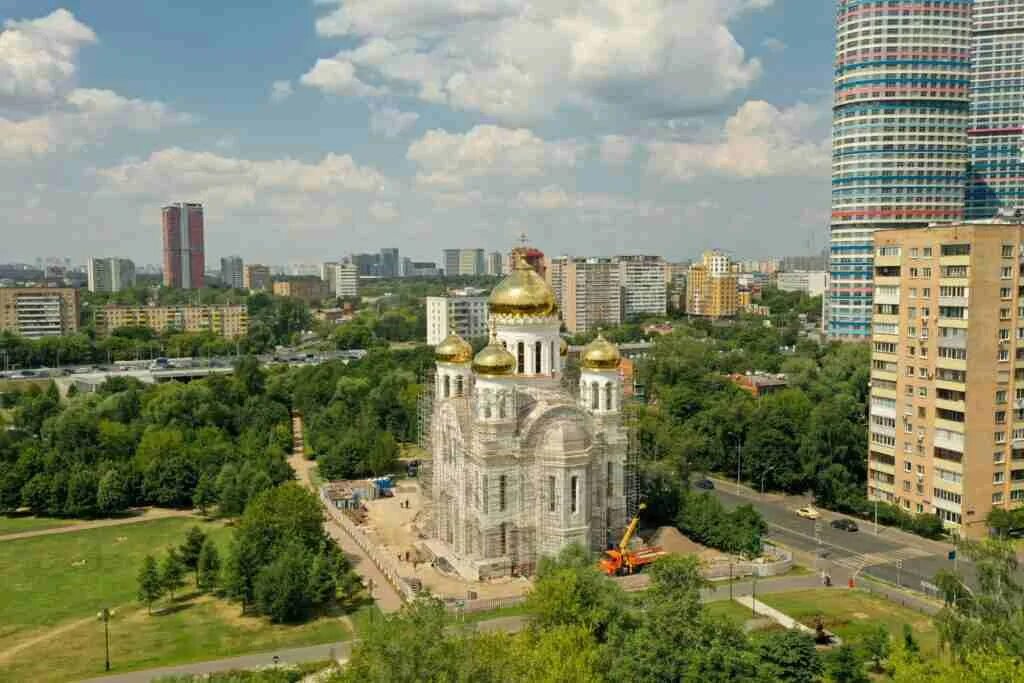 Столица северо востока. Храм в Ростокино. Строящаяся Церковь в Москве Алтуфьево.